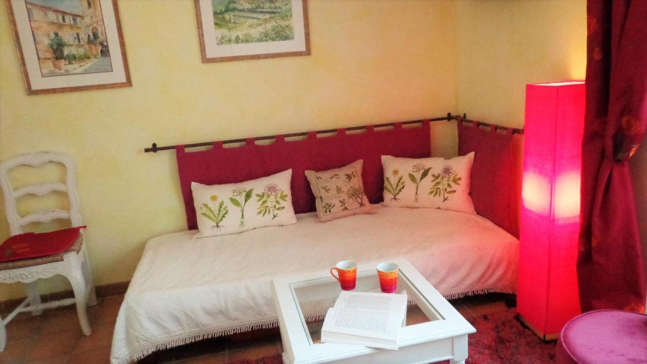 Santolines En Provence Bed and Breakfast Piolenc Buitenkant foto