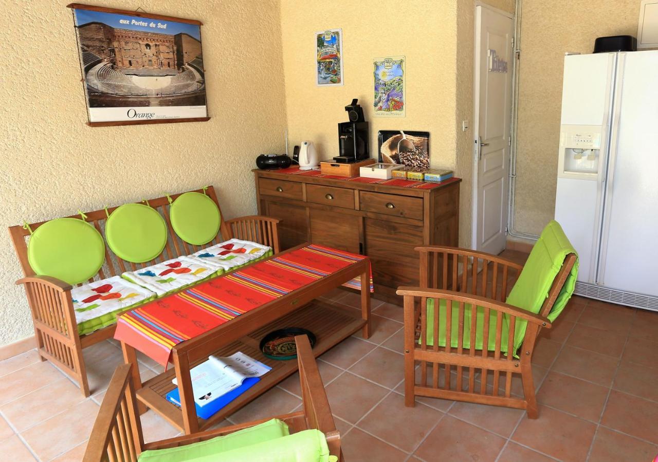 Santolines En Provence Bed and Breakfast Piolenc Buitenkant foto